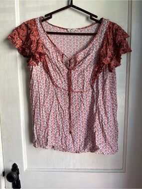 Jane and Delancey Coral and White Floral Ruffle-Sleeve Blouse